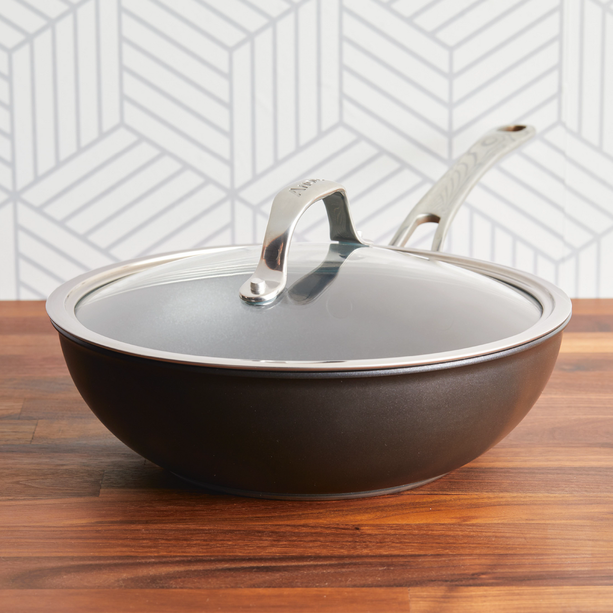 Anolon X SearTech: Non-Stick Wok & Lid