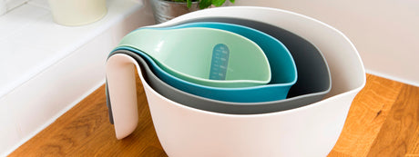 Nesting kitchen jugs