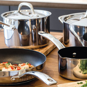 Oneida Kitchenware Oneida Cutlery Set | 16 & 24 Piece Cutlery Sets | Kitchenware Express