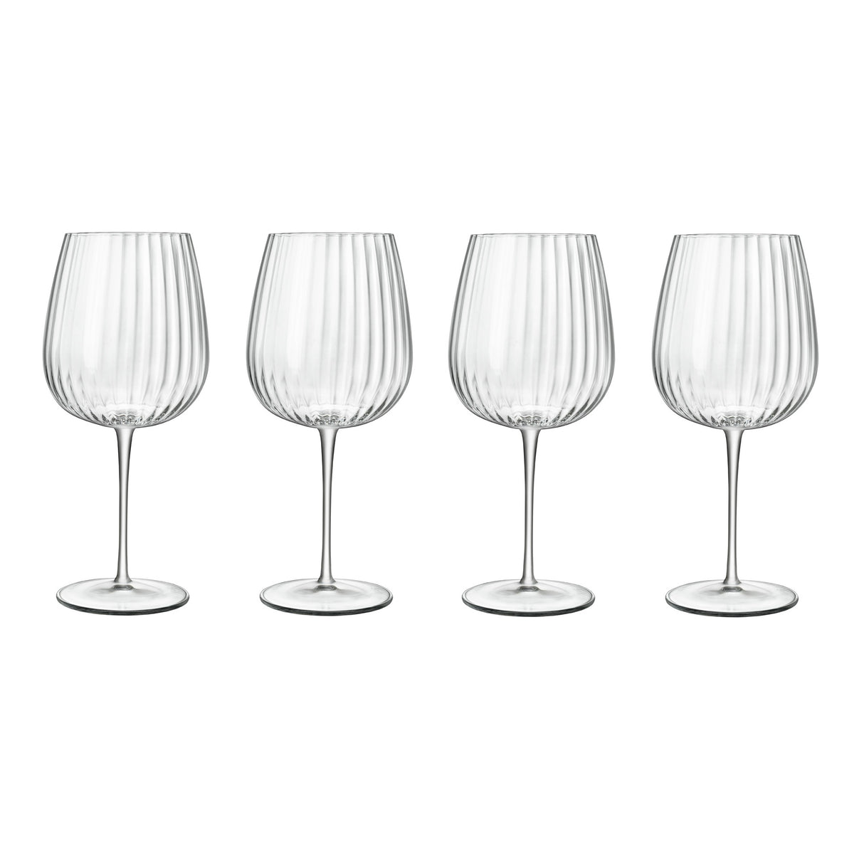 Elegant balloon glasses for burgundy wine or gin cocktails