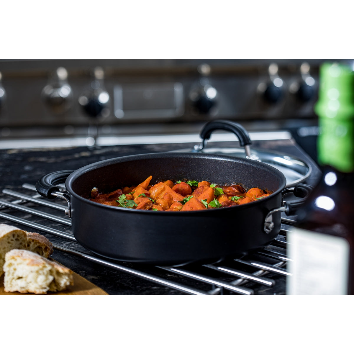 Circulon Total Non-Stick Shallow Casserole & Lid - 2.8L