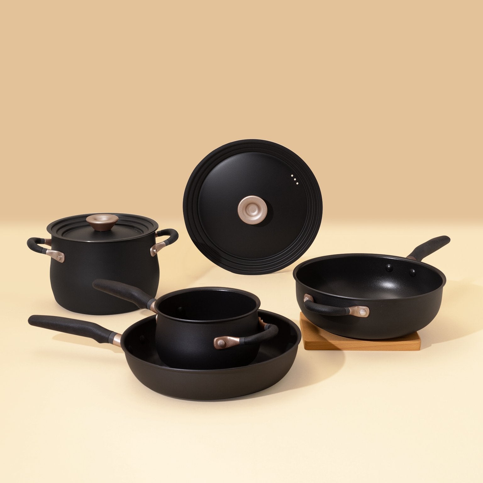 Meyer: Accent Non-Stick Saucepan, Frying Pan & Chef Pan Set - 6