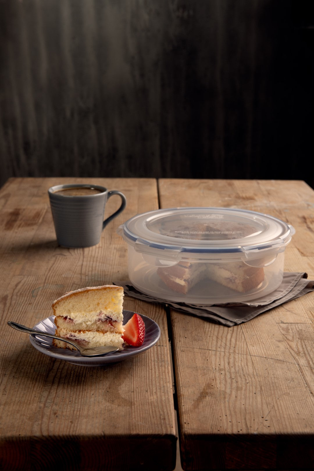 LocknLock Classic Food Container Reusable Round Kitchen Storage Box ...